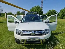 Alb Utilizat 2014 Dacia Duster SUV | 6.900 EUR (Preț bun)