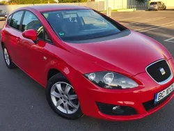 Rosu Utilizat 2011 Seat Leon Hatchback | 3.700 EUR (Preț OK)