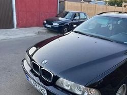 Negru Utilizat 2001 BMW 520 Break | 9.000 EUR