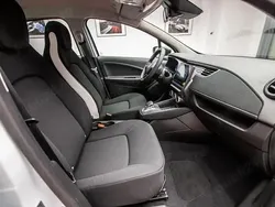 Alb Utilizat 2021 Renault Zoe Hatchback | 11.200 EUR (Super Preț)