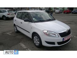 Alb Utilizat 2013 Skoda Fabia Hatchback | 5.100 EUR (Puțin scump)