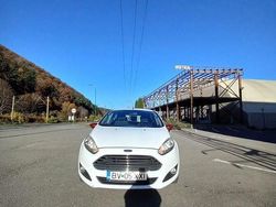 Culoarealb Utilizat 2015 Ford Fiesta Trend | 4.500 EUR (Super Preț)