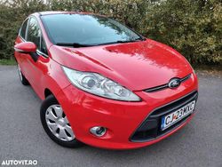 Culoarerosu Utilizat 2012 Ford Fiesta Titanium Hatchback | 5.650 EUR (Scump)