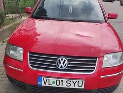 Roșu Utilizat 2003 VW Passat Break | 2.000 EUR (Preț OK)