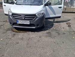 Alb Utilizat 2016 Dacia Dokker Lauréate Van | 5.700 EUR (Preț bun)