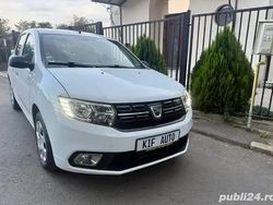 Utilizat 2018 Dacia Sandero Hatchback | 5.490 EUR