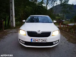 Alb Utilizat 2013 Skoda Octavia Classic Berlinǎ | 6.000 EUR (Preț OK)