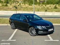 Negru Utilizat 2019 Skoda Octavia LAURIN & KLEMENT Break | 13.990 EUR (Preț OK)