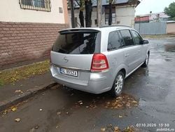 Argintiu Utilizat 2009 Opel Zafira Monovolum | 2.800 EUR (Preț OK)