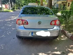 Utilizat 2009 VW Passat Berlinǎ | 4.000 EUR