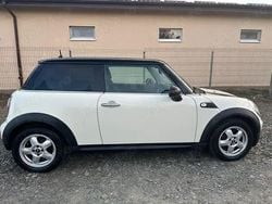 Utilizat 2010 Mini Cooper Hatchback | 3.000 EUR (Preț bun)