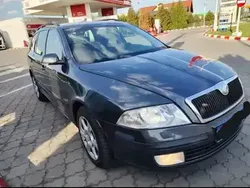 Gri Utilizat 2008 Skoda Octavia Break | 2.000 EUR (Super Preț)