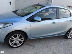 Albastru Utilizat 2008 Mazda 2 | 3.300 EUR