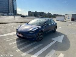 Culoarealbastru Utilizat 2020 Tesla Model 3 Berlinǎ | 21.800 EUR (Preț bun)