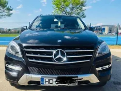 Negru Utilizat 2013 Mercedes ML350 SUV | 14.199 EUR (Preț OK)