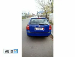 Albastru Utilizat 2005 Skoda Octavia Break | 3.800 EUR (Puțin scump)