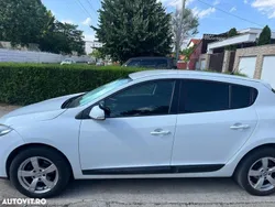 Alb Utilizat 2014 Renault Mégane III Life Hatchback | 4.500 EUR (Preț bun)