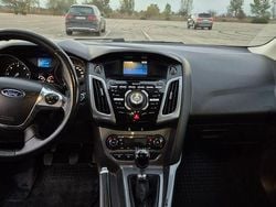 Culoaremaro Utilizat 2013 Ford Focus Titanium Berlinǎ | 5.150 EUR (Preț OK)