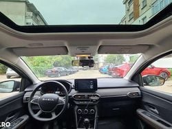 Culoareverde Utilizat 2023 Dacia Sandero Stepway Hatchback | 13.000 EUR (Preț OK)