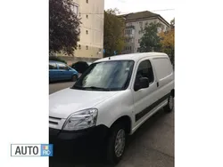 Alb Utilizat 2004 Citroën Berlingo Monovolum | 1.600 EUR
