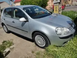 Gri Utilizat 2007 VW Golf V Hatchback | 2.790 EUR (Preț OK)