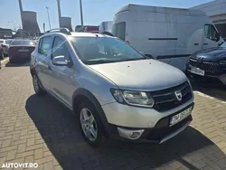 Culoareargint Utilizat 2013 Dacia Sandero Stepway Hatchback | 5.500 EUR (Preț OK)