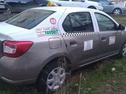 Utilizat 2014 Dacia Logan Berlinǎ | 2.900 EUR (Preț bun)