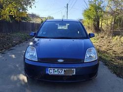 Utilizat 2005 Ford Fiesta Hatchback | 1.300 EUR (Preț OK)