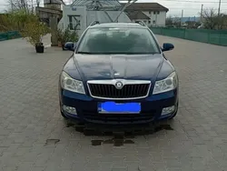 Albastru Utilizat 2010 Skoda Octavia Classic Break | 4.900 EUR (Preț OK)