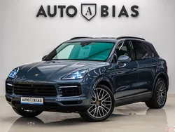 Albastru Utilizat 2019 Porsche Cayenne S SUV | 62.949 EUR