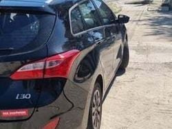 Negru Utilizat 2016 Hyundai i30 Berlinǎ | 5.900 EUR (Preț OK)