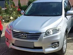 Gri Utilizat 2011 Toyota RAV4 Luxury SUV | 8.200 EUR (Preț OK)