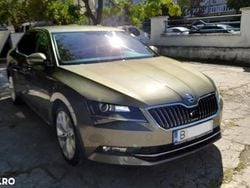 Culoareverde Utilizat 2016 Skoda Superb Style Break | 17.900 EUR (Scump)
