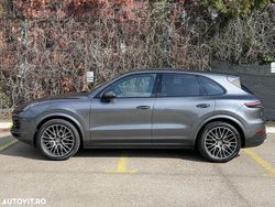 Culoaremaro Utilizat 2019 Porsche Cayenne SUV | 49.500 EUR (Super Preț)