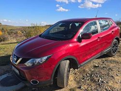 Culoarerosu Utilizat 2016 Nissan Qashqai Visia SUV | 11.800 EUR (Preț OK)