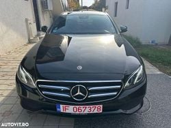 Culoarenegru Utilizat 2017 Mercedes E220 Avantgarde Berlinǎ | 18.990 EUR (Super Preț)