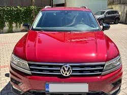 Rosu Utilizat 2020 VW Tiguan IQ Drive SUV | 34.500 EUR