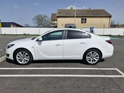 Alb Utilizat 2015 Opel Insignia Berlinǎ | 8.900 EUR