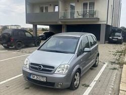 Utilizat 2004 Opel Meriva Monovolum | 900 EUR (Super Preț)