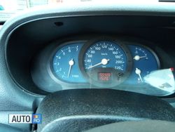 Verde Utilizat 2005 Dacia Solenza Hatchback | 600 EUR