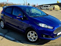 Albastru Utilizat 2014 Ford Fiesta SYNC Edition Hatchback | 4.550 EUR (Preț OK)