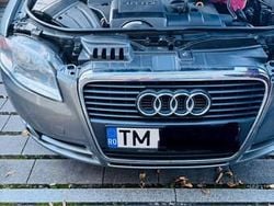 Gri Utilizat 2005 Audi A4 Berlinǎ | 3.000 EUR (Preț OK)