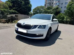 Alb Utilizat 2018 Skoda Octavia Hatchback | 11.200 EUR (Preț bun)