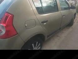 Utilizat 2009 Dacia Sandero Berlinǎ | 1.800 EUR