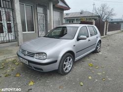 Culoaregri Utilizat 2002 VW Golf IV Hatchback | 900 EUR (Preț bun)
