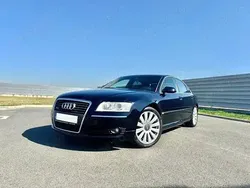 Albastru Utilizat 2006 Audi A8 Berlinǎ | 5.900 EUR