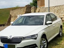 Alb Utilizat 2021 Skoda Superb Style Berlinǎ | 22.500 EUR (Preț bun)