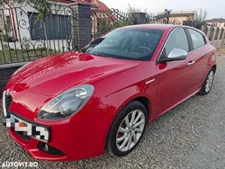 Culoarerosu Utilizat 2010 Alfa Romeo Giulietta Hatchback | 4.700 EUR (Preț bun)