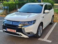 Utilizat 2019 Mitsubishi Outlander P-HEV Instyle SUV | 18.500 EUR (Puțin scump)