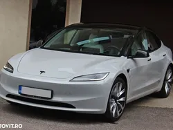 Gri Utilizat 2024 Tesla Model 3 Long Range Berlinǎ | 42.990 EUR